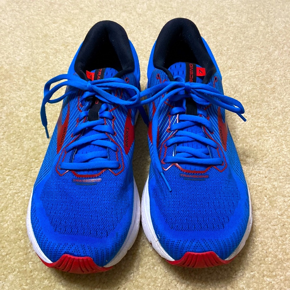 Brooks mens running shoes, size 11.5
